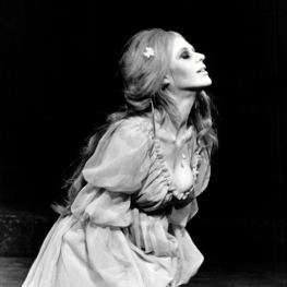 Marianne Faithfull in Hamlet 1969