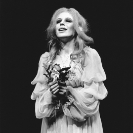 Marianne Faithfull in Hamlet 1969